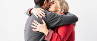 Роль прикосновений в отношениях: объятия, поцелуи, ласки